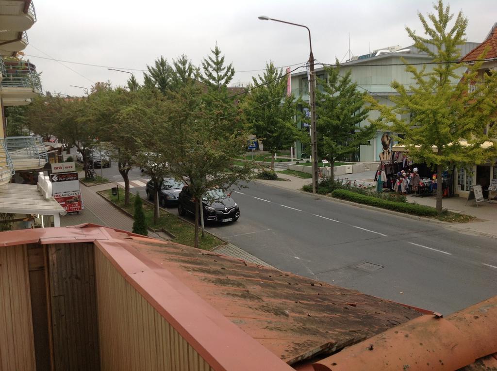 Huerkecz Apartmanhaz Hévíz Εξωτερικό φωτογραφία