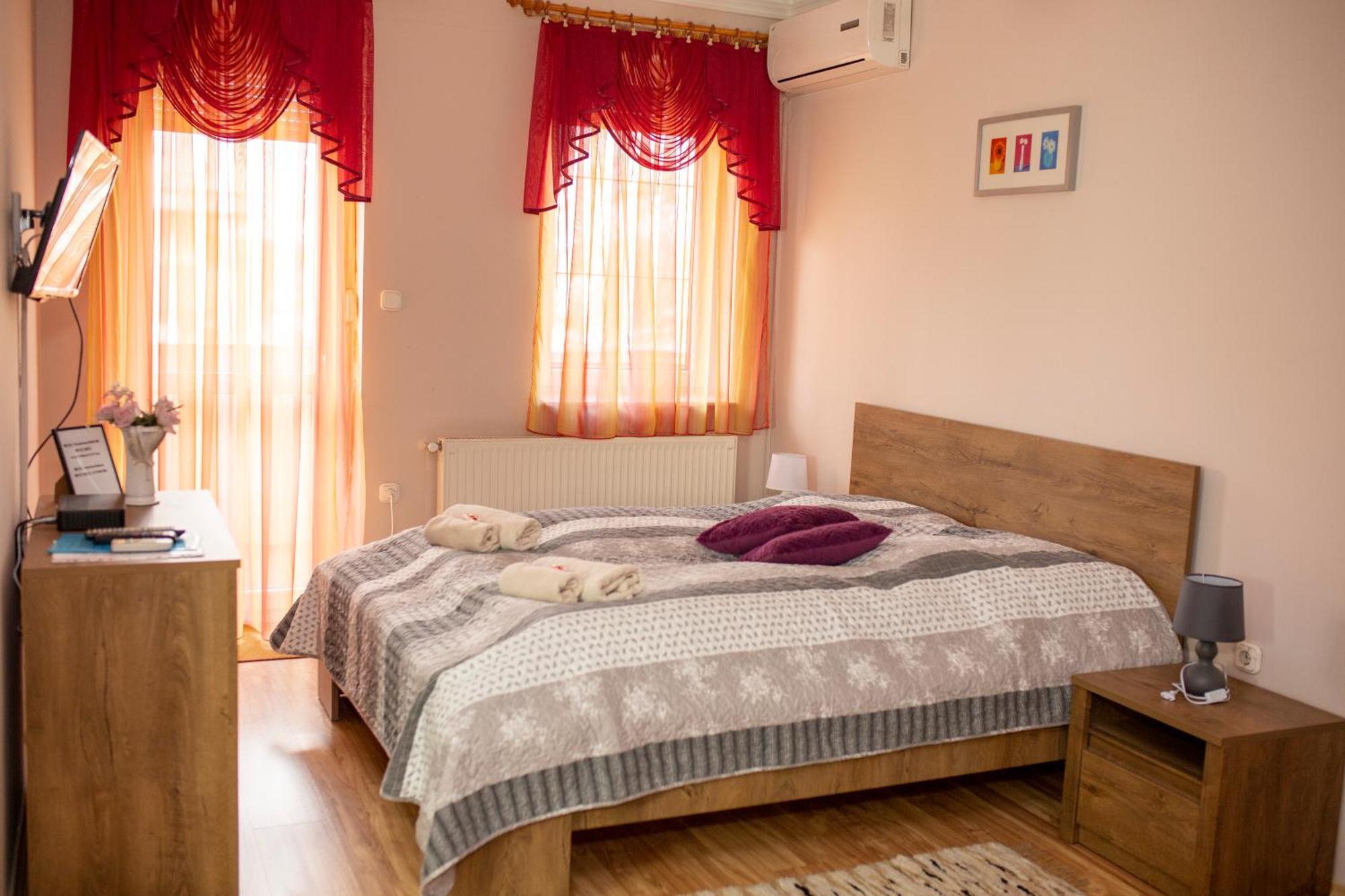 Huerkecz Apartmanhaz Hévíz Εξωτερικό φωτογραφία